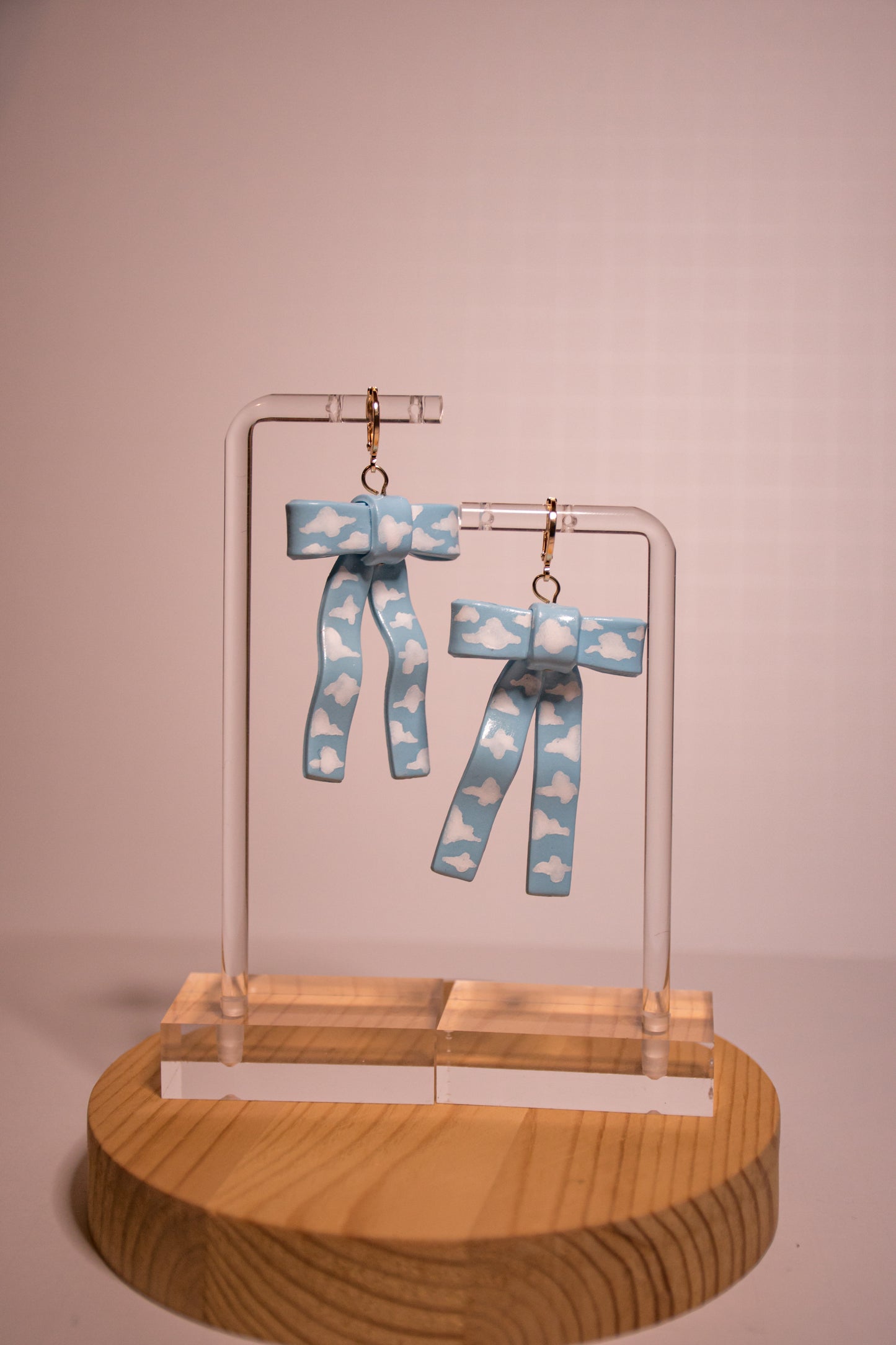 On Cloud 9 Bows