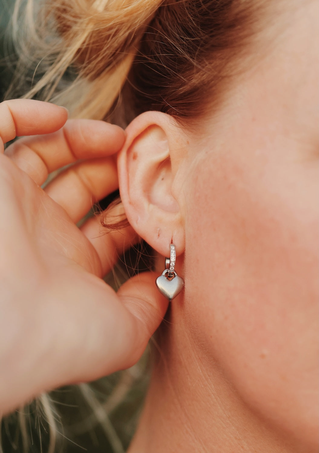 Zirconia Heart Charm Hoops