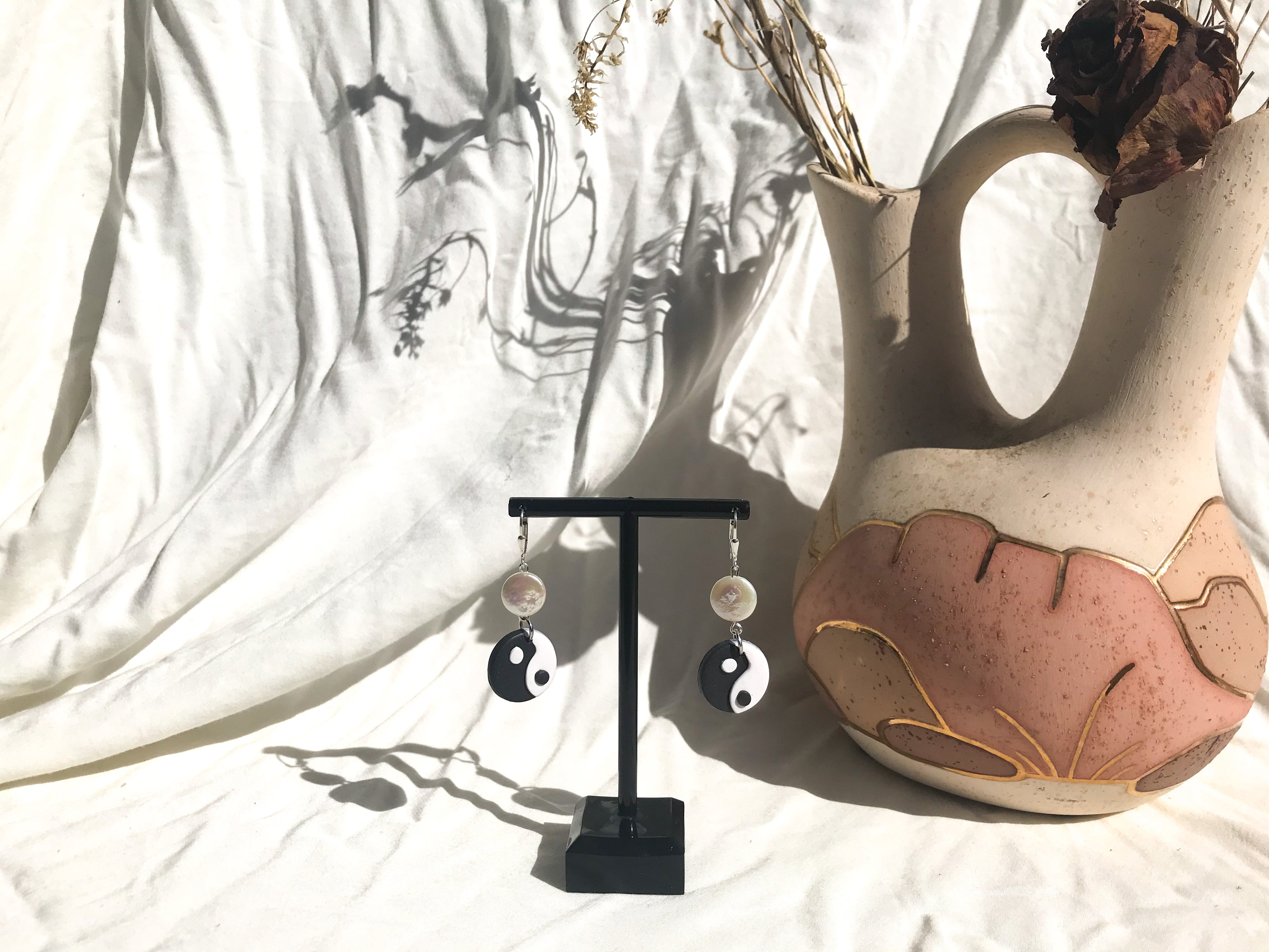 YinYang Pearl with Silver Clasp