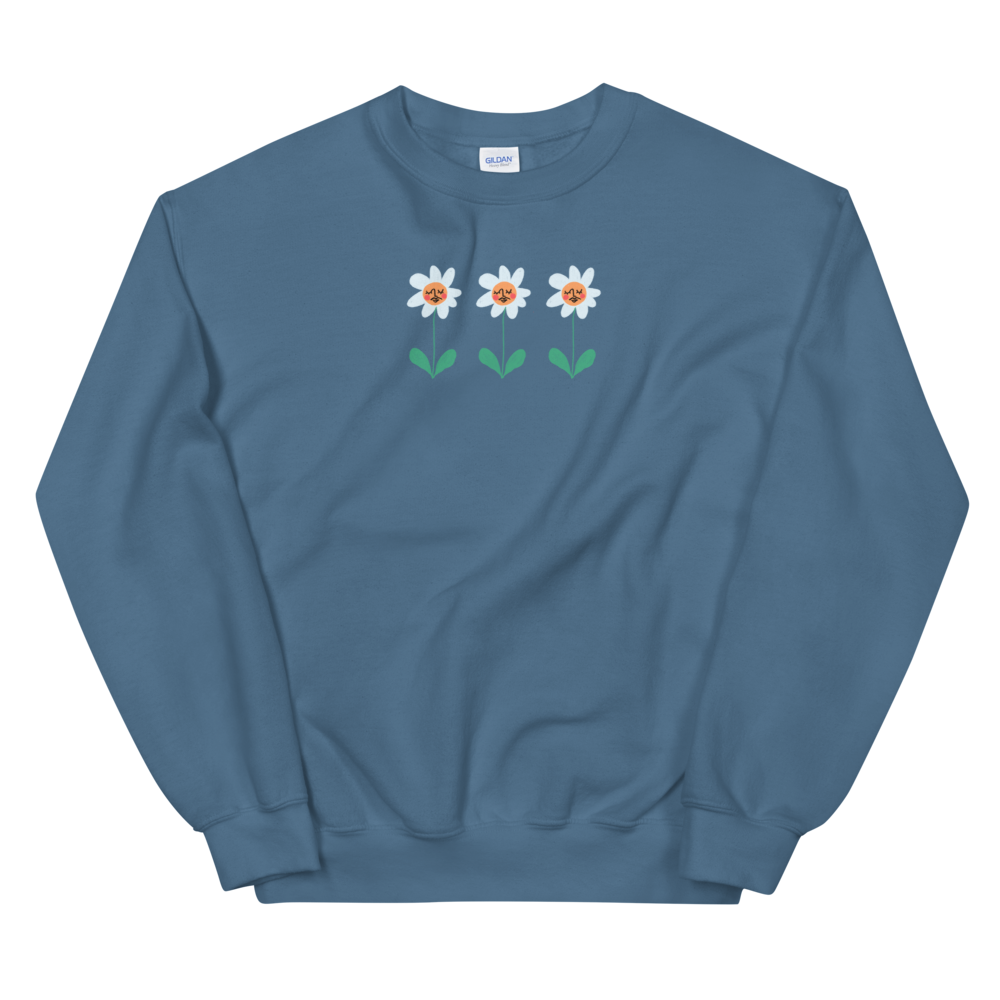 Sweater with 3 flower buds